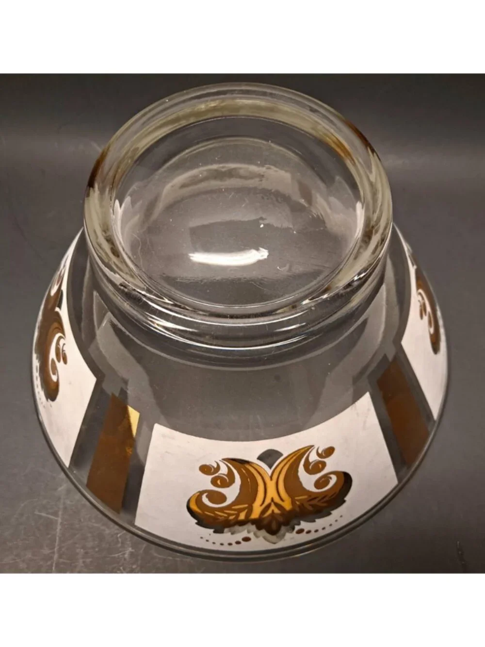 Anchor Hocking Fleur-de-lis Gold Leaf Heavy Glass Bowl 6